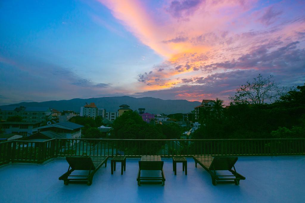 The Opium Chiang Mai Hotel Bagian luar foto